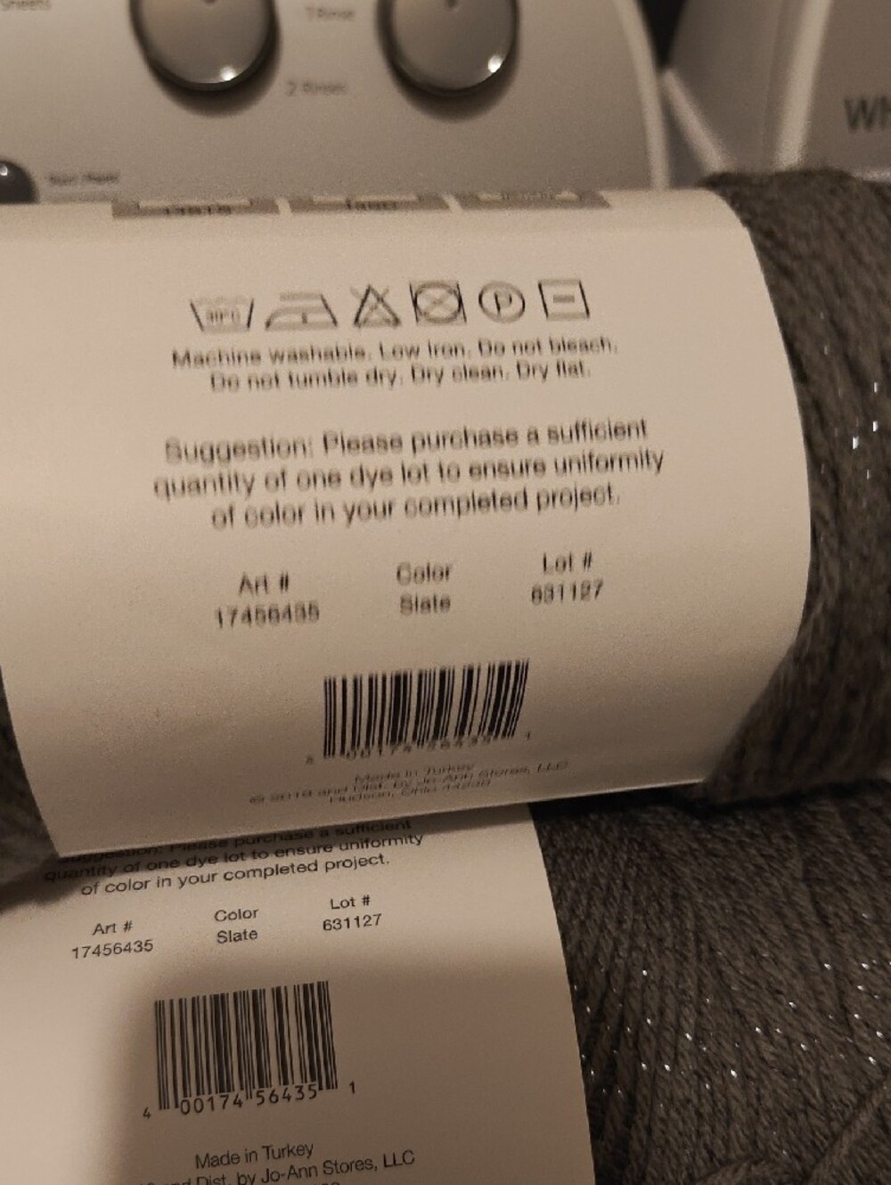 Big Twist Twinkie Gray Sparkle Yarn - Picture 4 of 5